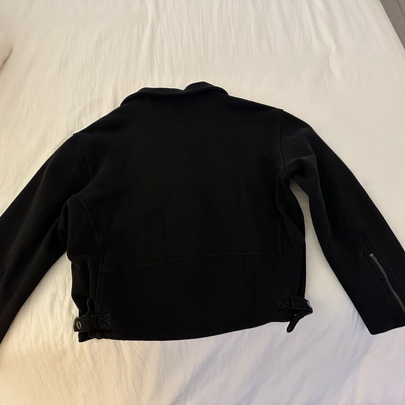 Jacket - Picture 4 of 5